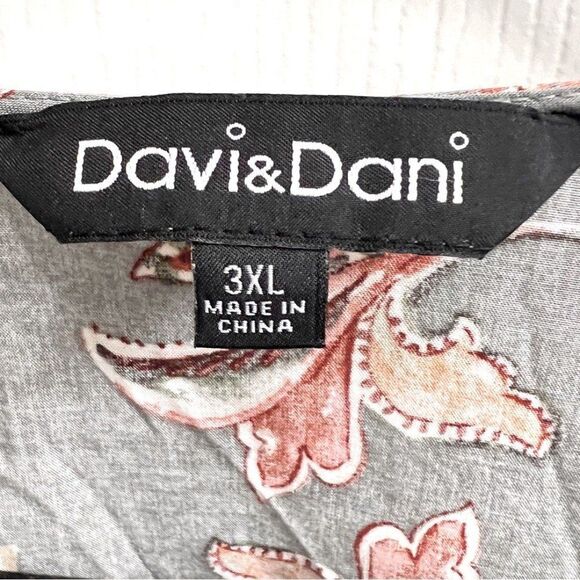 Davi & Dani Brand Meadow Peasant Blouse In Sage Floral & Paisley 0001 - Picture 8 of 9